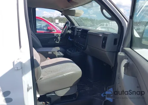 2007 Chevrolet Express Work Van из США, поврежденный, VIN 1GCGG25V471204668